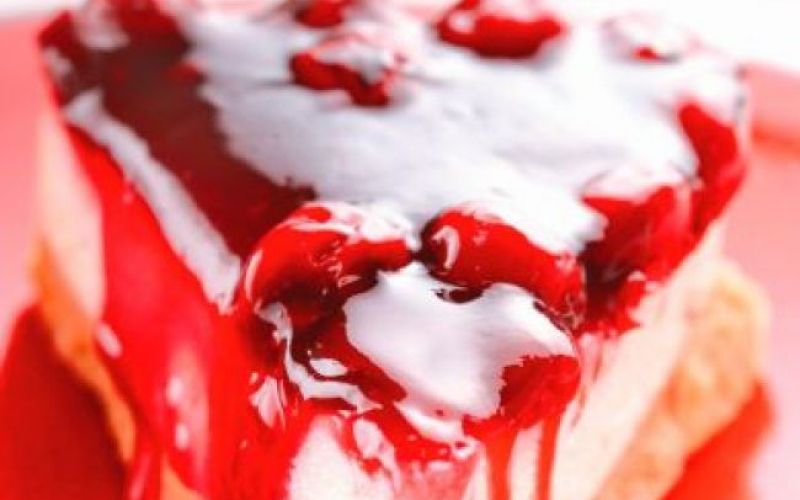Skutna torta s češnjami