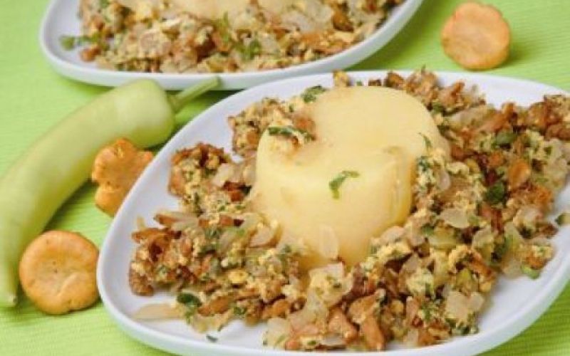 Opečena polenta z lisičkami in jajci