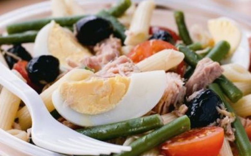 Krompirjeva solata s stročjim fižolom