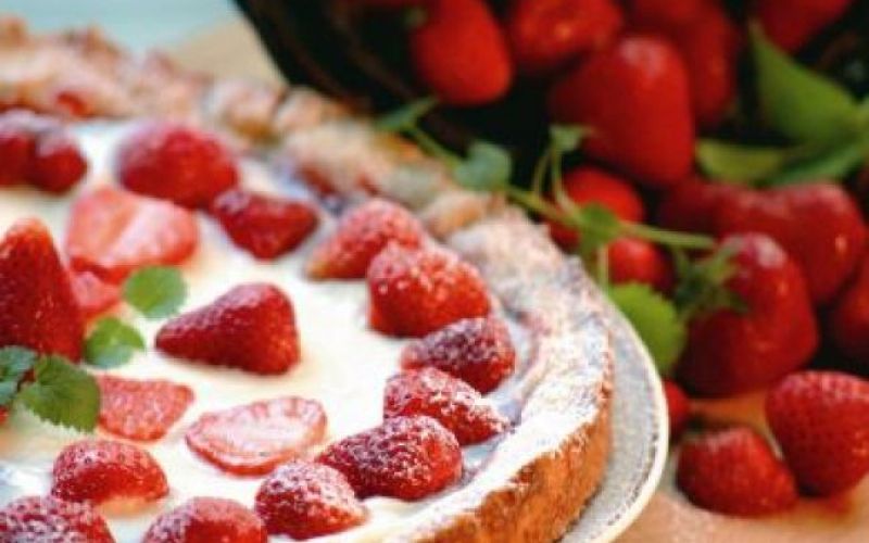 Preprosta jagodova torta