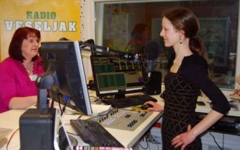 Veseljakinja Barbara Pirh prisega na zdravo!