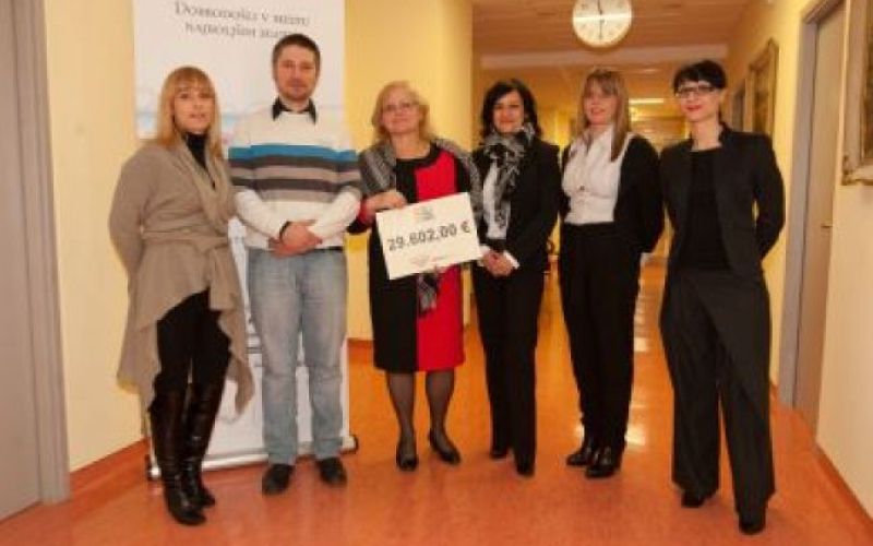 Uspešna akcija En evro za male borce