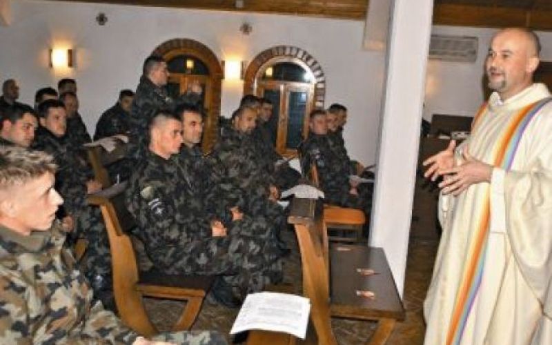Božič z vojaki na Kosovu
