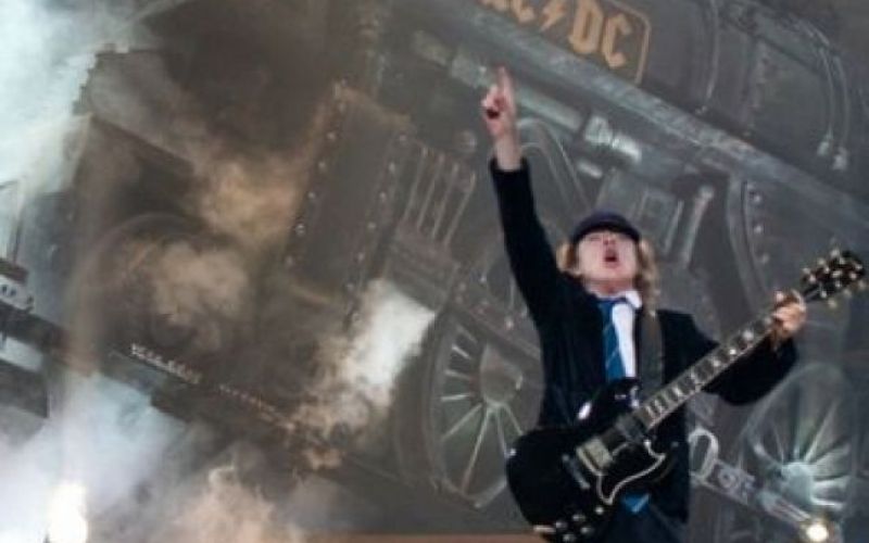 »AC/DC so preglasni!«