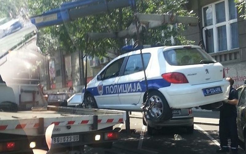 Policija ni izjema.jpg