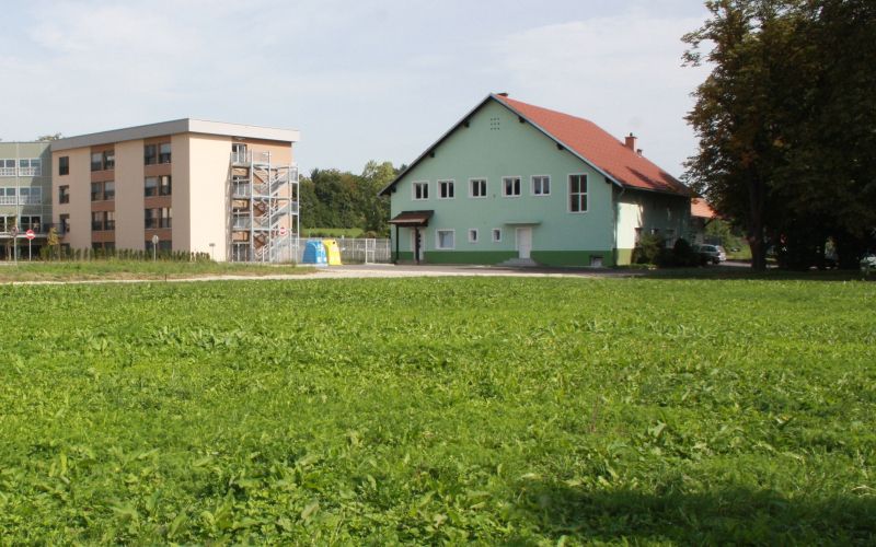 travnik pri PP brezice, Novinarska konferenca Občine Brežice in ministrstva za notranje zadeve glede