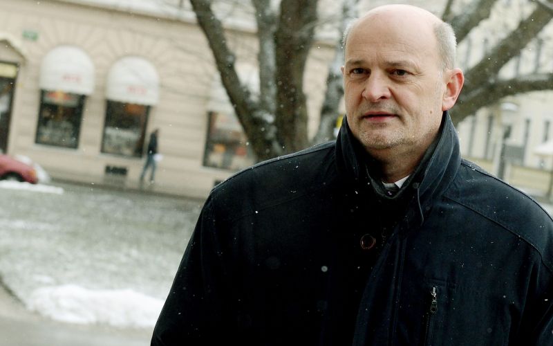 Milko Škobrne