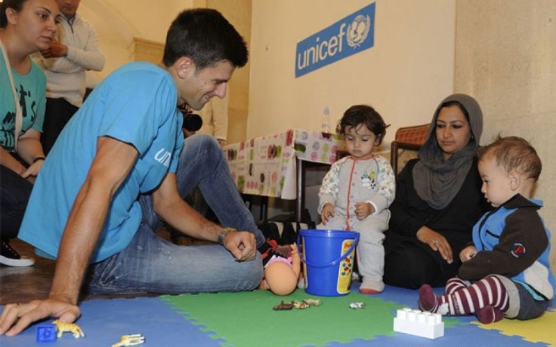 novak-dokovic-foto-unicef-srbijashubuckl-1443018129-747171.jpg
