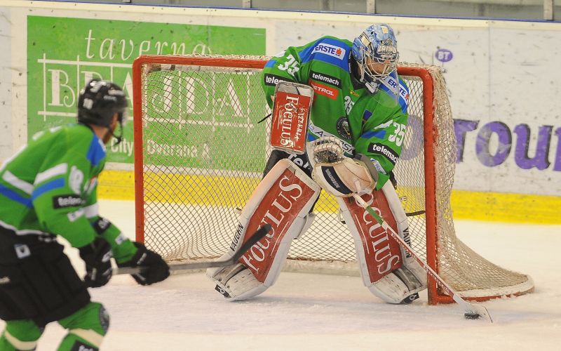 telemach olimpija vienna roy hokej gw.jpg