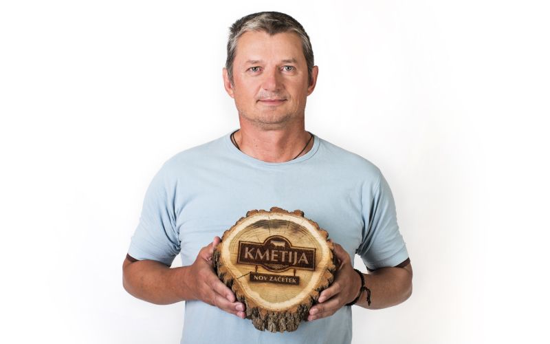 Bojan Kmetija