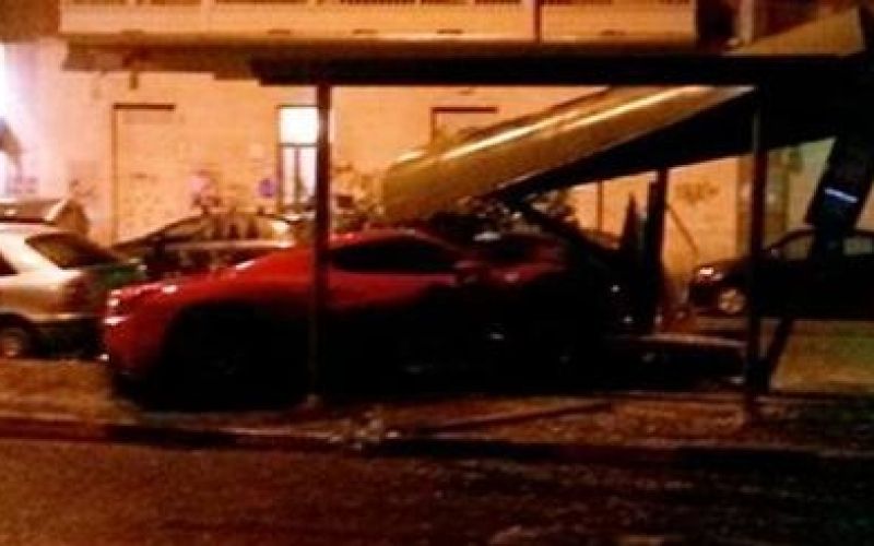 ferrari.jpg