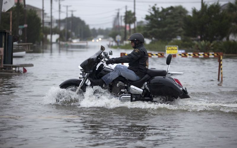 motorist, poplave.jpg