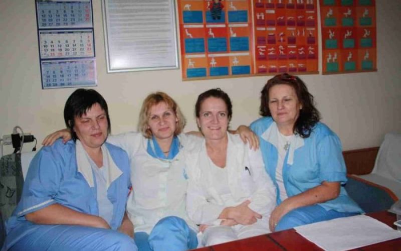 med_sestre_ilu_ml.jpg