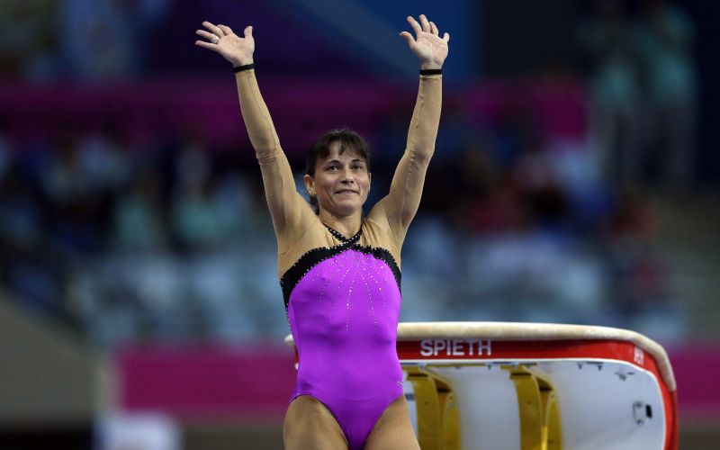 Oksana Čusovitina re.jpg