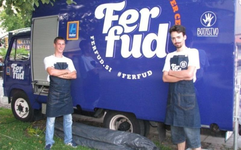f_11.jpg