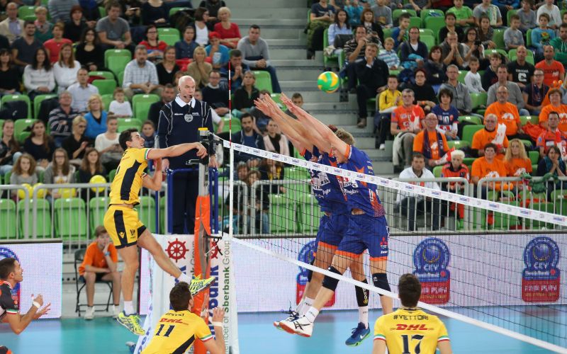 ach volley af.JPG
