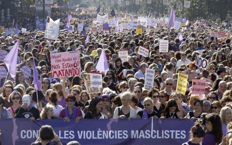 španija protest proti nasilju and ženskami.jpg
