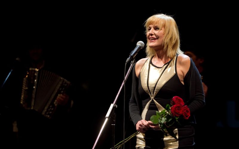 Zvezdana Mlakar