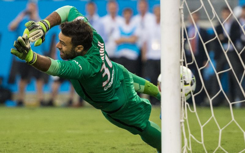 salvatore sirigu pm.jpg