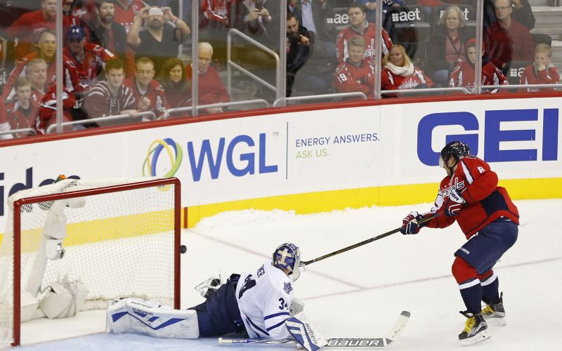 Aleksander Ovečkin James Reimer Washington Capitals Toronto Maple Leafs