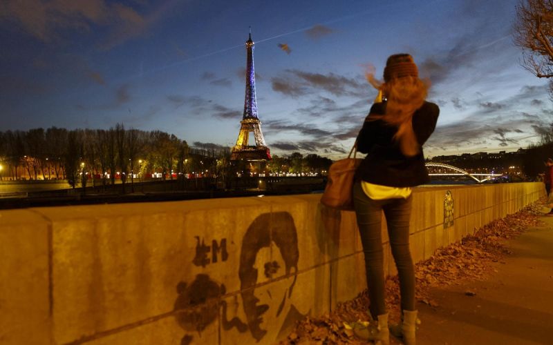 pariz francija vojska terorizem terorist (11).jpg