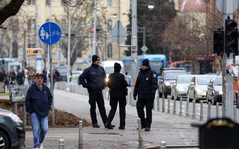 hrvaška policija2.jpg