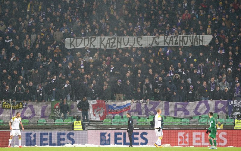 Viole večni derbi Olimpija Maribor