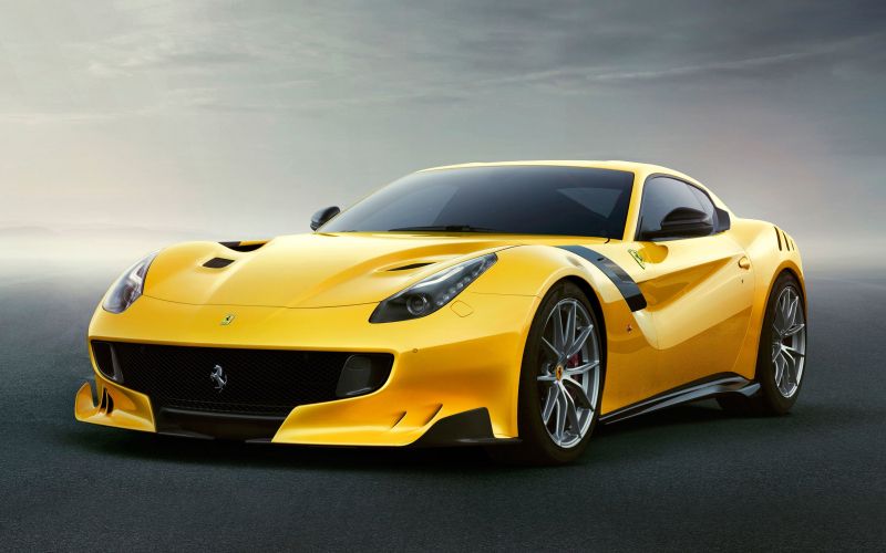 ferrari-unveils-2016-f12tdf-01-new.jpg