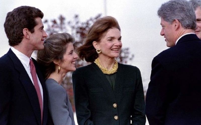 Jackie Kennedy, Bill Clinton.jpg