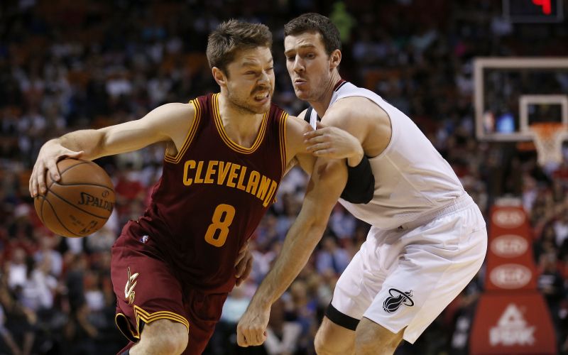 Matthew Dellavedova Goran Dragić Cleveland Cavaliers Miami Heat