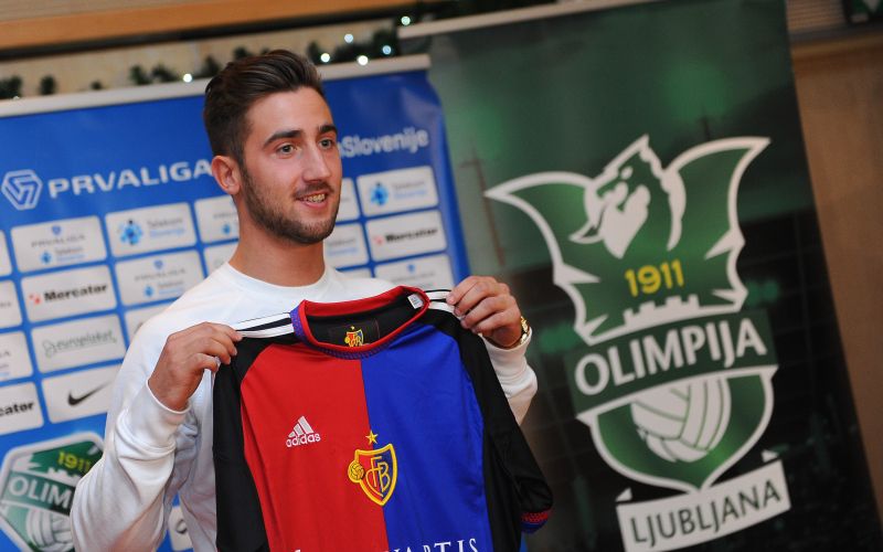 andraz sporar dres basel gw.jpg