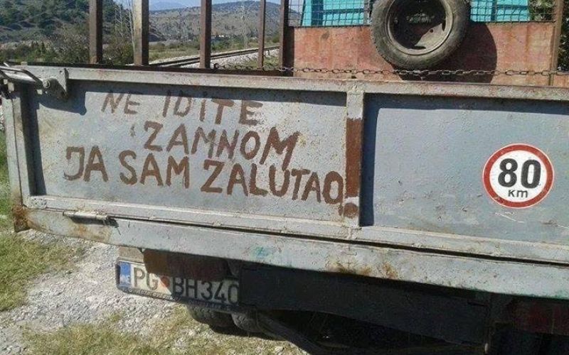 Bolje, da mu ne sledite.jpeg