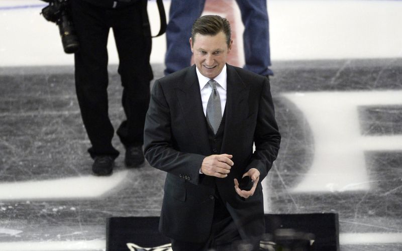 097-26-gretzky re.jpg