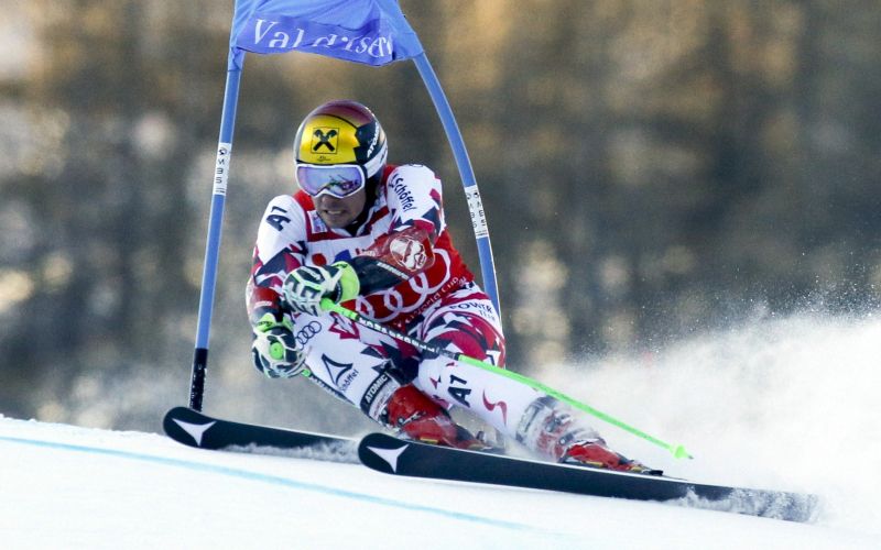hirscher re.jpg