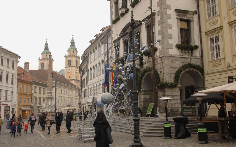 MESTNA OBČINA lJUBLJANA