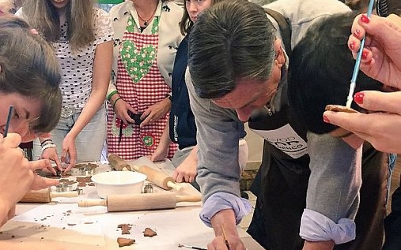 borut pahor, piškoti.jpg
