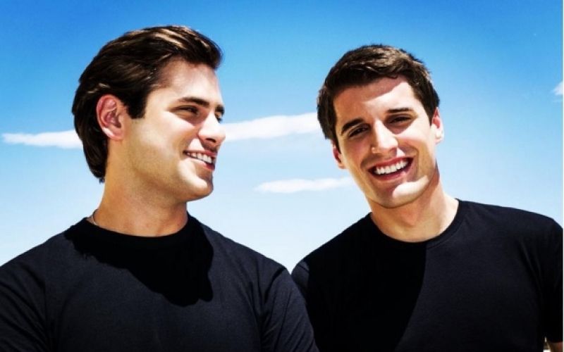 2Cellos