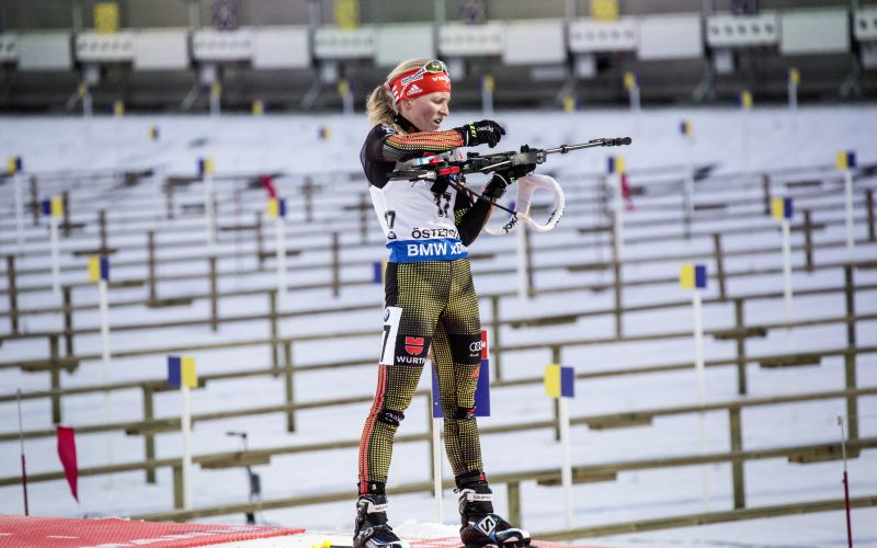 Franziska Hildebrand re.jpg