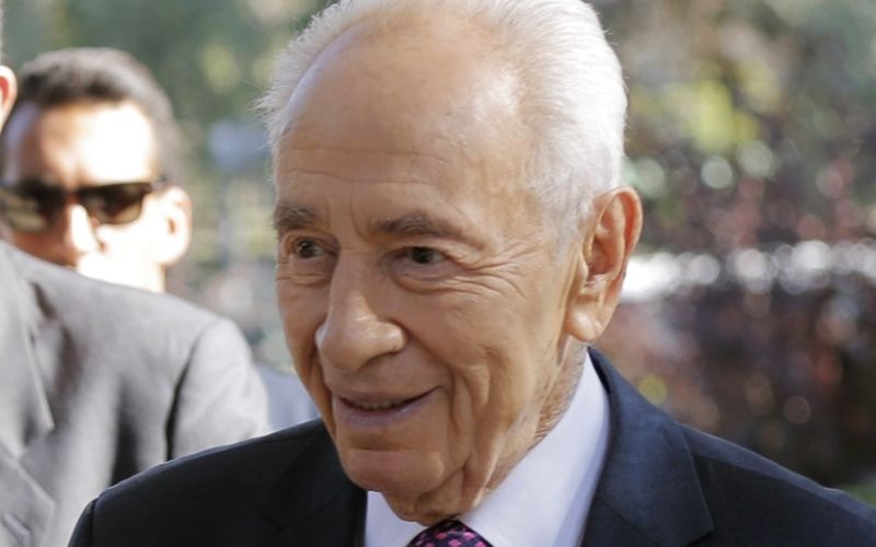 Bivši izraelski predsednik Peres v bolnišnici