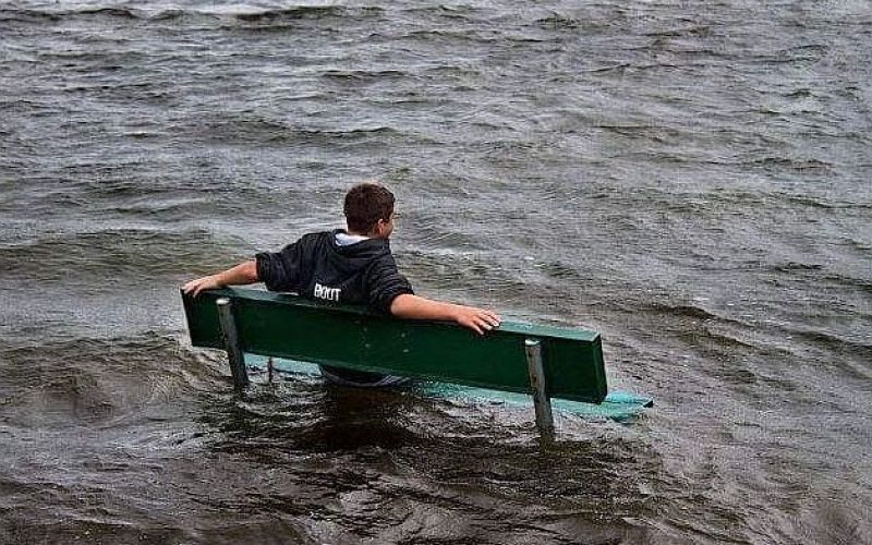 Voda ga očitno ne moti.jpg