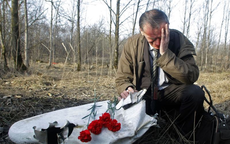 smolensk letalo poljska strmoglavljenje (3).jpg