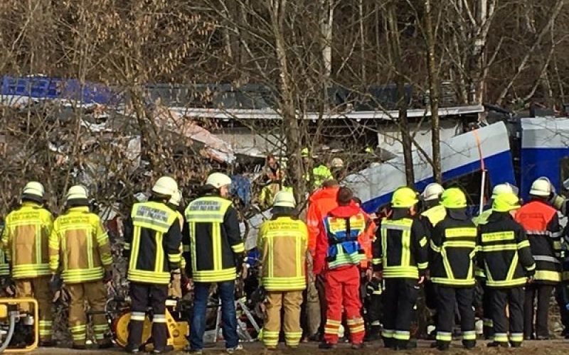 meridian bad aibling vlak železniška nesreča bavarska tragedija (6).jpg