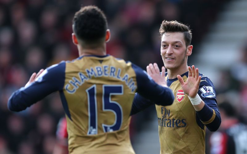 ozil re.jpg