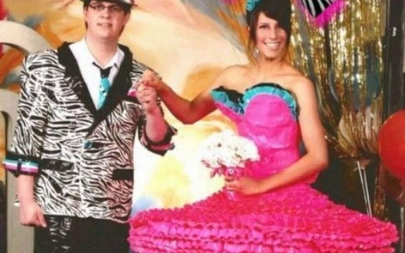 crazy-prom-outfits-20.jpg