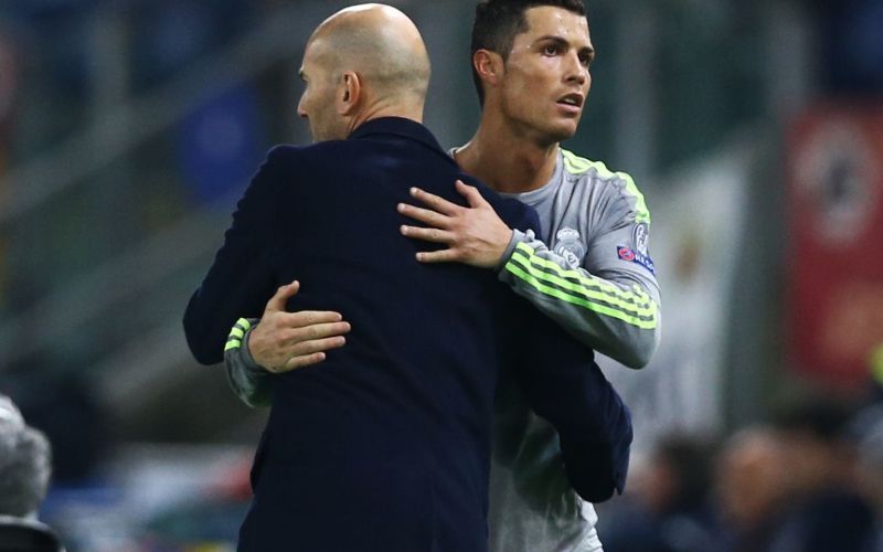 zidane ronaldo.jpg