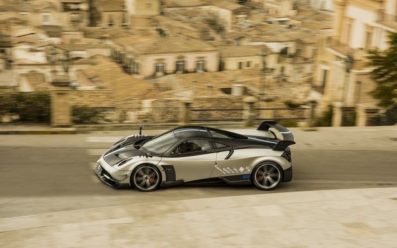 pagani-huayra-bc