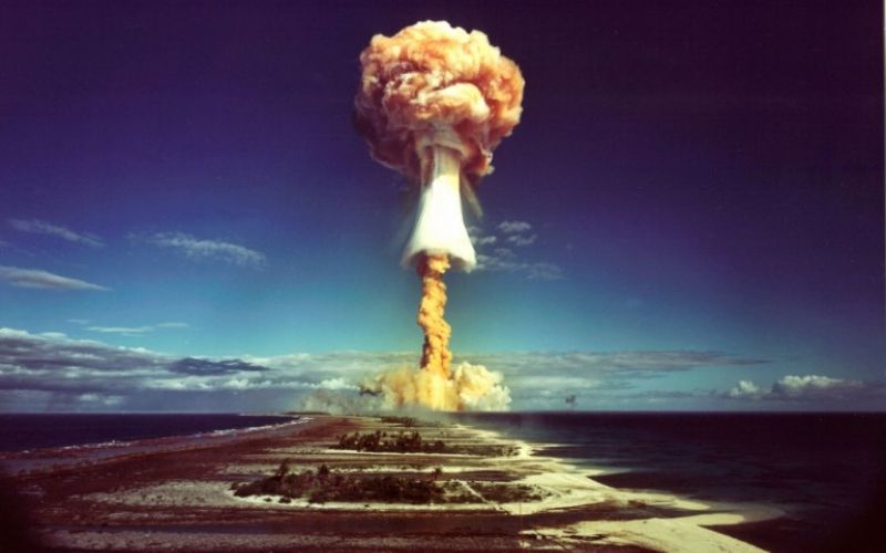 nuclear-test-in-the-south-pacific.jpg