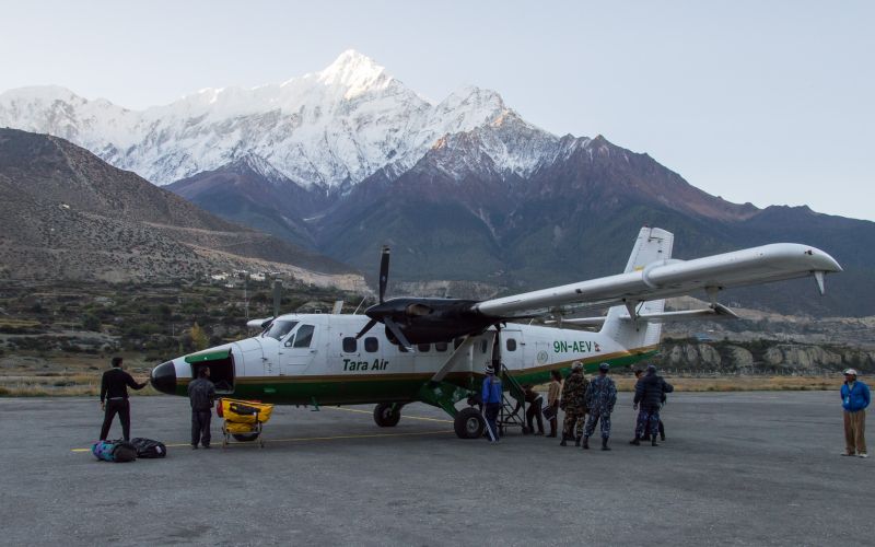 Tara Air, Jomsom, letalo, Nepal.jpg