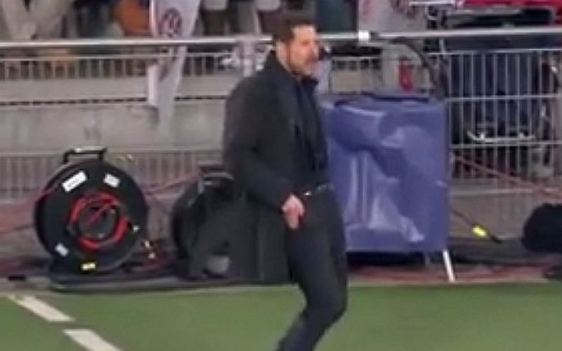 simeone vszi.jpg