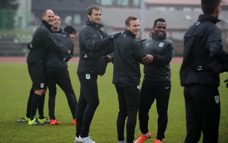 160-2-olimpija nm.JPG